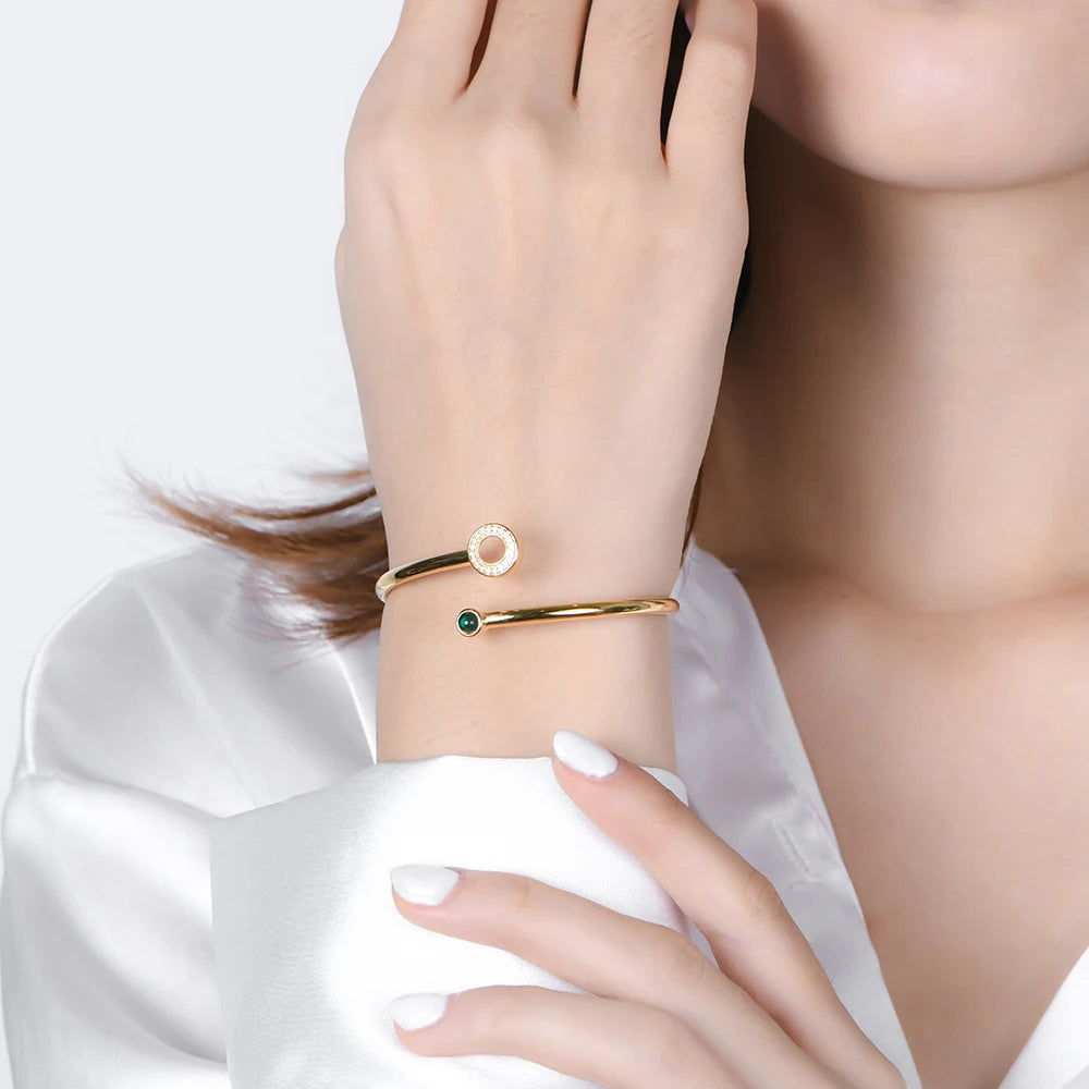 Emerald Gemstone Charm Bracelet