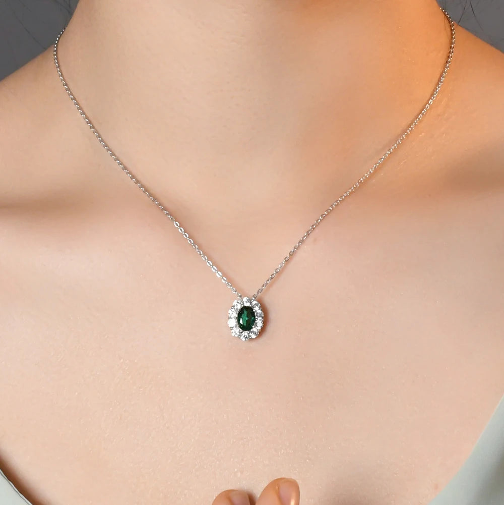 Vintage Sterling Silver Emerald Pendant Necklace